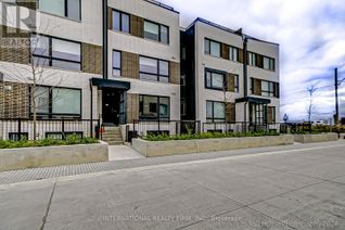 Townhouse for Sale, 40 Ed Clark Gardens Boulevard #TH19, Toronto (Weston-Pellam Park), ON