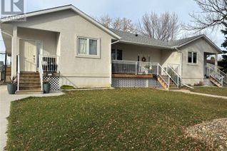 Bungalow for Sale, 266-270 14th Avenue Ne, Swift Current, SK