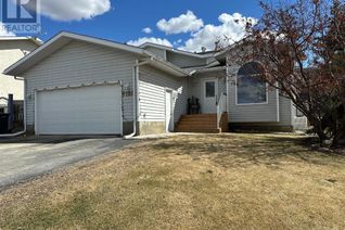House for Sale, 7129 99a Street, Peace River, AB House for Sale, 7129 99a Street, Peace River, AB