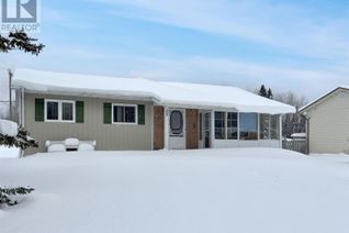 Bungalow for Sale, 29 Lynx Ave, Manitouwadge, ON