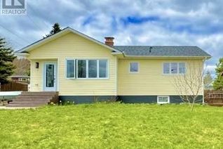 Detached House for Sale, 7 Pinetree Road, Glovertown, NL