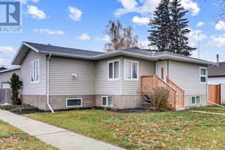 Bungalow for Sale, 201 4 Avenue W, Hanna, AB