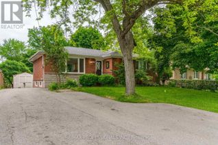 Detached House for Sale, 579 Lees Lane, Oakville (Bronte East), ON