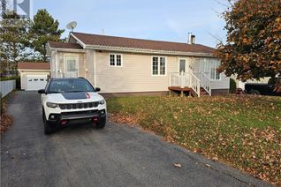 Bungalow for Sale, 563 Fleet Crescent, Bathurst, NB