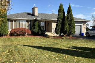 House for Sale, 1500 Golfview Drive, LaSalle, ON