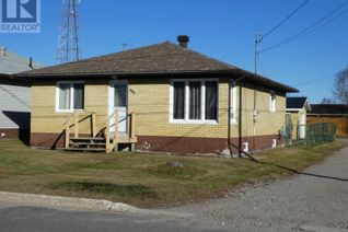 House for Sale, 106 Barton Ave W, Geraldton, ON