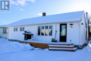 Bungalow for Sale, 70 Neebig Ave, Manitouwadge, ON