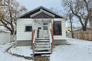 Bungalow for Sale, 430 Stadacona Street E, Moose Jaw, SK