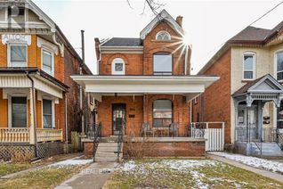 Duplex for Rent, 202 Victoria Avenue N #UPPER, Hamilton (Landsdale), ON