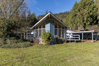 Ranch-Style House for Sale, 1879 Carol Road, Lindell Beach, BC