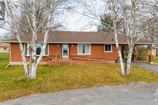 Detached House for Sale, 18144 Hwy 7, Tay Valley, ON