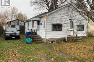 Cottage for Sale, 228 Brander Avenue, Wallaceburg, ON