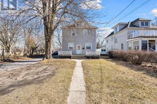 Detached House for Sale, 3329 Sandwich Street, Windsor, ON