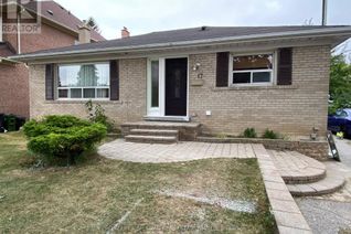 House for Rent, 17 Burke Street #MAIN, Toronto (Newtonbrook West), ON