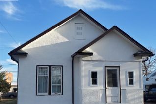 Bungalow for Sale, 129 1st Street W, Ponteix, SK