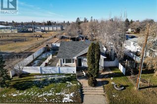 Bungalow for Sale, 2215 5th Avenue W, Prince Albert, SK