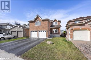 Detached House for Sale, 36 Batteaux Street, Barrie, ON