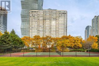 Condo for Sale, 400 Webb Drive #1004, Mississauga (City Centre), ON