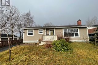 Detached House for Sale, 18 Bachman Place, Gander, NL