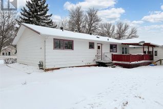 Bungalow for Sale, 133 2nd Street W, Lafleche, SK