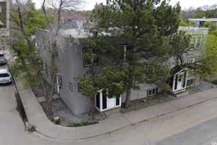 Property for Sale, 301 Cheadle Street E, Swift Current, SK