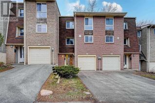 Townhouse for Rent, 8 Rusty Crest Way, Toronto (Don Valley Village), ON