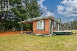 Bungalow for Sale, 14 West Park Lane, Addington Highlands, ON