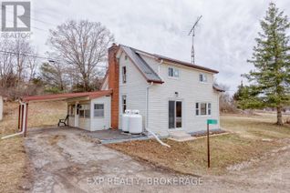 Detached House for Sale, 333 Burridge Road, South Frontenac (Frontenac South), ON