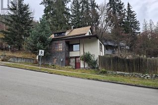 Bungalow for Sale, 714 Behnsen Street, Nelson, BC