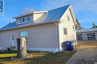 Detached House for Sale, 406 Centre Street, Cabri, SK