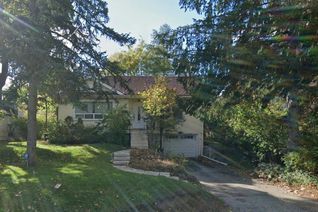 Bungalow for Sale, 86 Church Street S, Richmond Hill (Crosby), ON