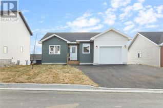 Detached House for Sale, 8 Lawn Point Avenue, Mount Pearl, NL