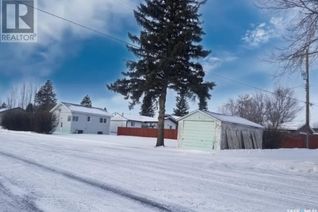 Property for Sale, 4901 Leader Street, Macklin, SK