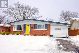 Backsplit for Sale, 2010 Featherston Drive, Ottawa, ON