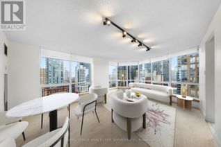 Condo Apartment for Sale, 1055 Bay Street #1605, Toronto (Bay Street Corridor), ON