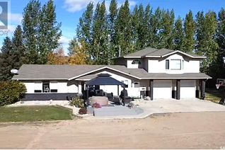 Detached House for Sale, 330 3rd Street E, Annaheim, SK