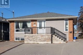 Bungalow for Rent, 443 Fernleigh Circ Circle N #Upper, Richmond Hill (Crosby), ON