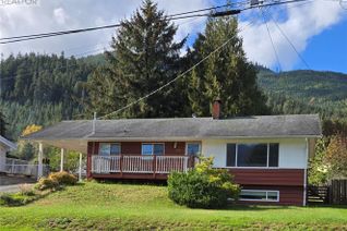 House for Sale, 270 Kelsey Way E, Sayward, BC