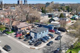 Property for Sale, 3 Elward Boulevard, Toronto (Oakridge), ON