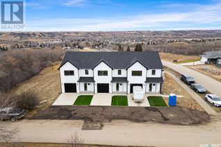 Townhouse for Sale, 8 James Bay, Lumsden, SK