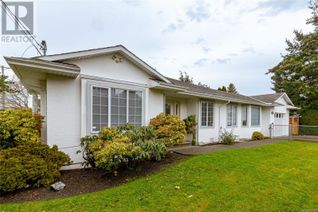 Duplex for Sale, 10227 Fifth St, Sidney, BC