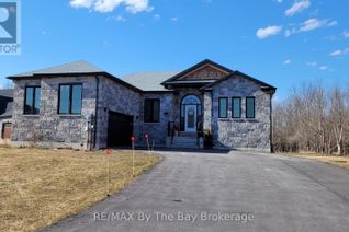 Detached House for Sale, 16 Walnut Drive, Wasaga Beach, ON