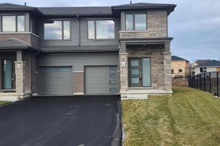 Freehold Townhouse for Rent, 102 West Creek Court, Welland, ON