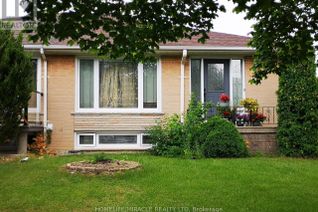 Property for Rent, 272 Elmhurst Drive, Toronto (Rexdale-Kipling), ON