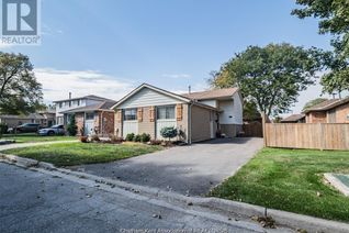 Backsplit for Sale, 31 Earl Drive, Chatham, ON