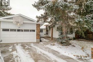 Bungalow for Sale, 33 Nevada Road W, Lethbridge, AB