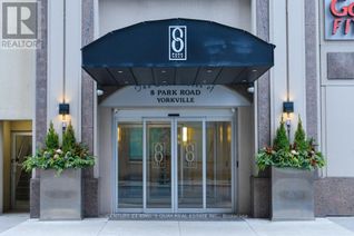 Condo Apartment for Sale, 8 Park Road #3711, Toronto (Rosedale-Moore Park), ON