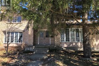 House for Sale, 701 University Avenue E, Waterloo, ON