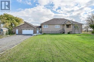 Detached House for Sale, 120 Second Road E, Stoney Creek, ON