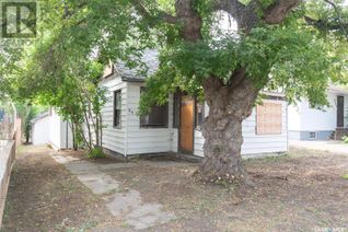 Bungalow for Sale, 961 Caribou Street W, Moose Jaw, SK